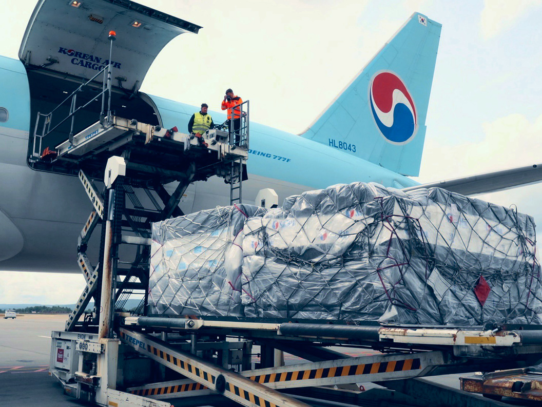 cargo flight 